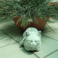 Садовая фигура Кошка спящая купить